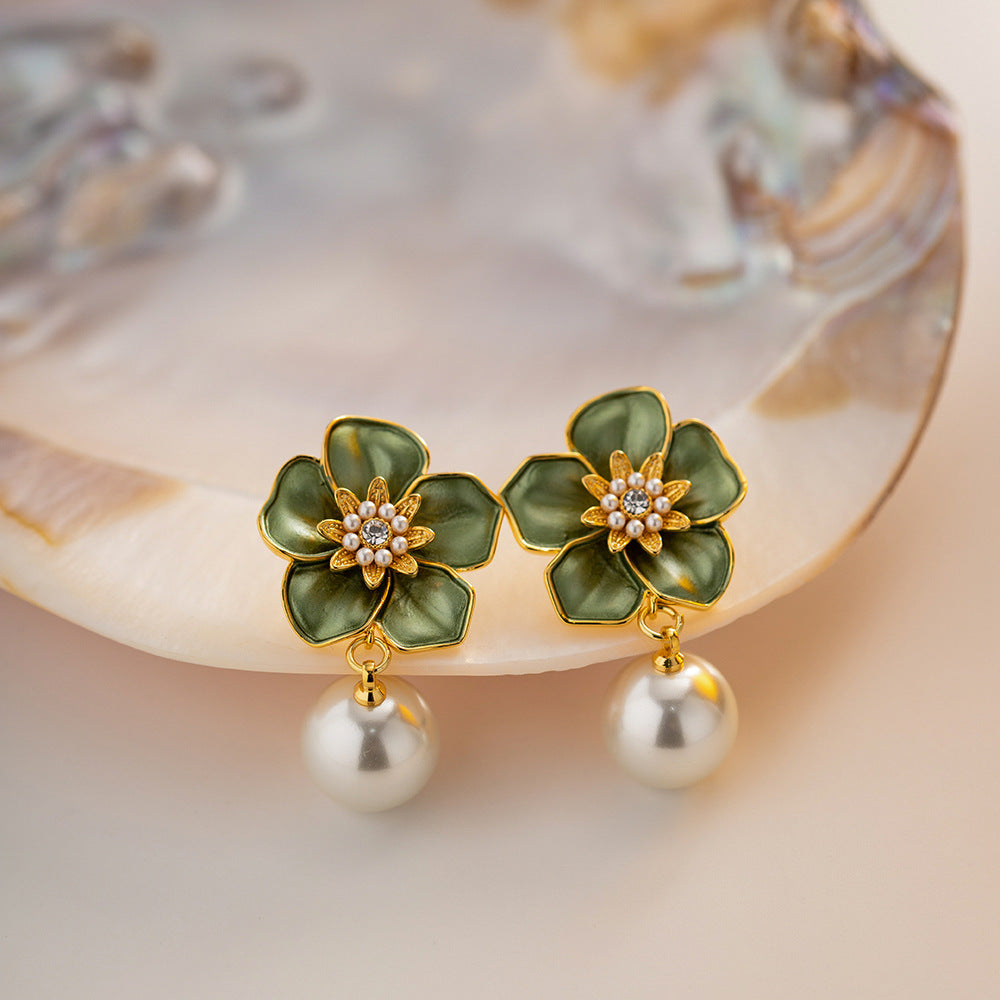 Green Flower with Pearl Earrings